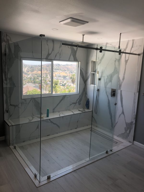 Bathroom renovation with custom vanity and tilework (project 4)