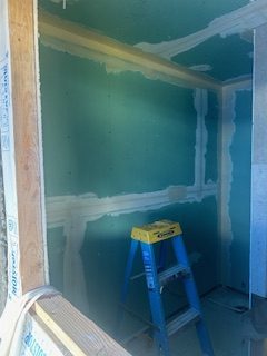Custom carpentry and framing by Moore Quality Builders (project 18)